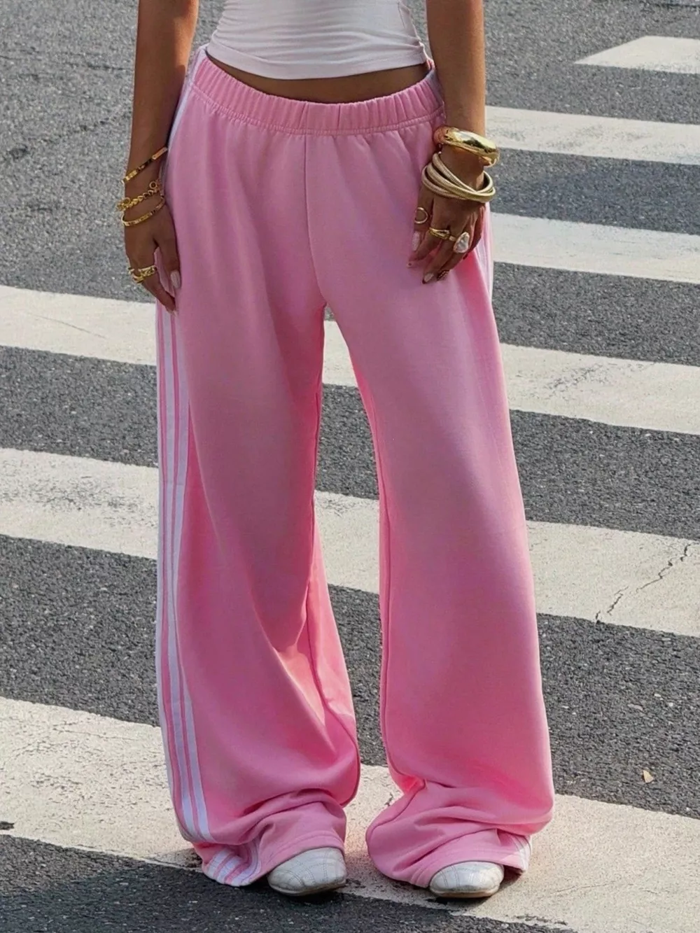 High-Waisted Wide-Leg Track Pants with Side Stripes, image 4