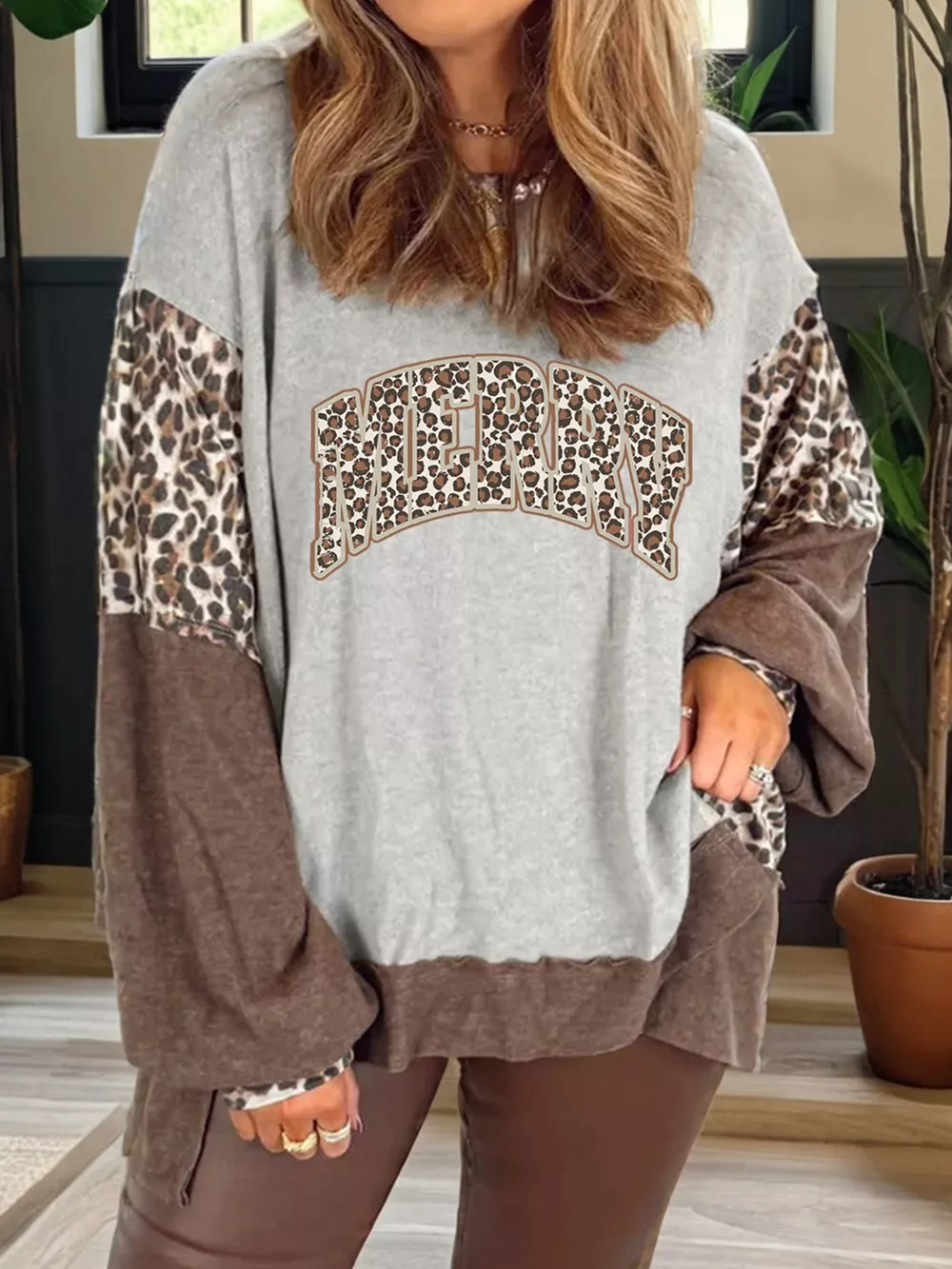 Color Block Leopard Contrast Letter Graphic Christmas Sweatshirt, image 3