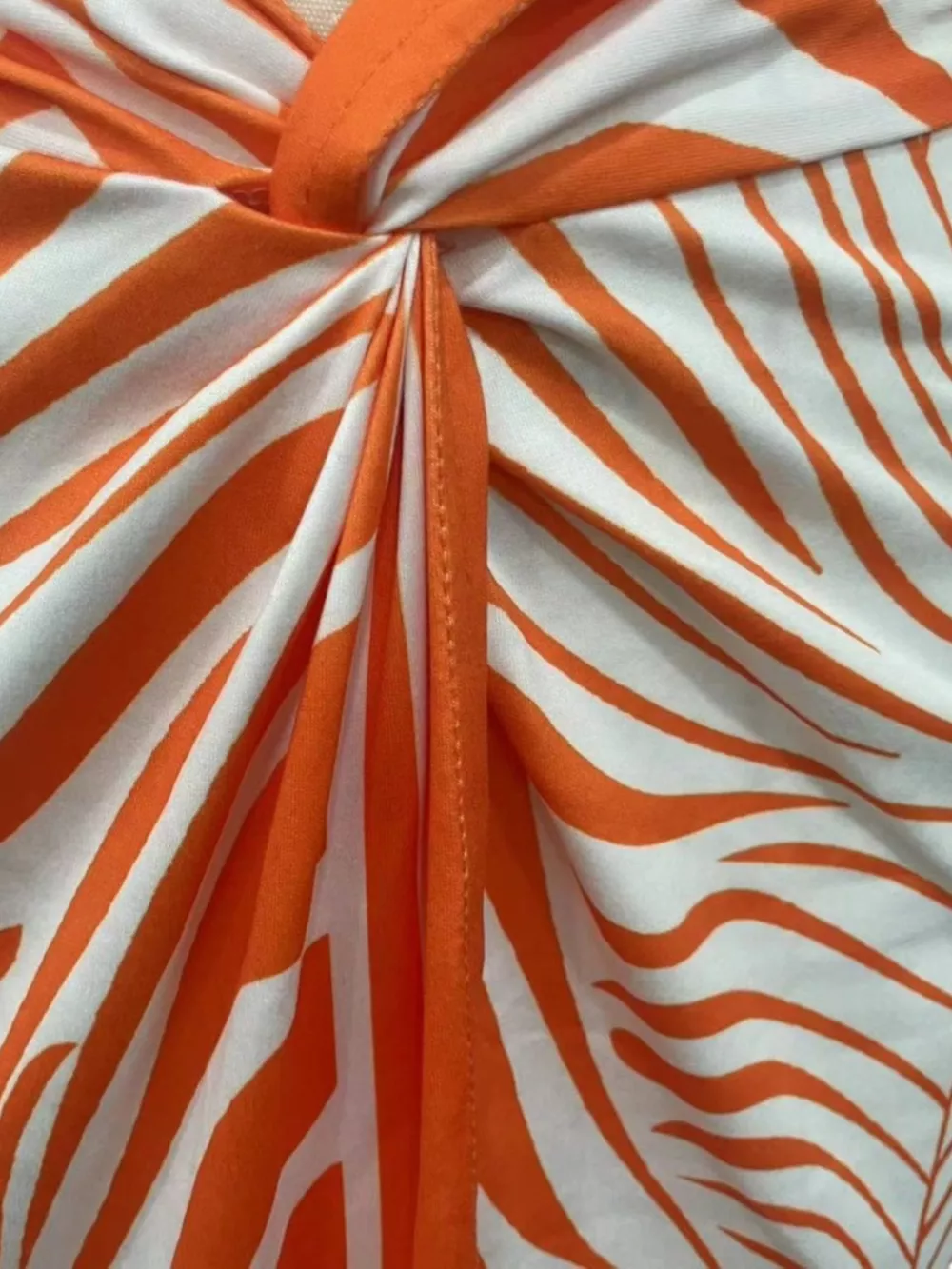 Twisted Slit Skirt, image 4