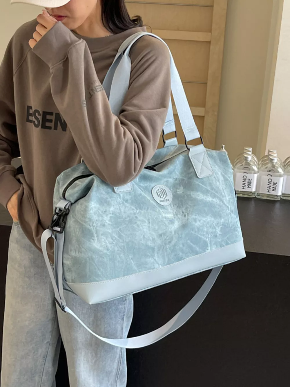 Duffle Bag with Adjustable Strap, image 2