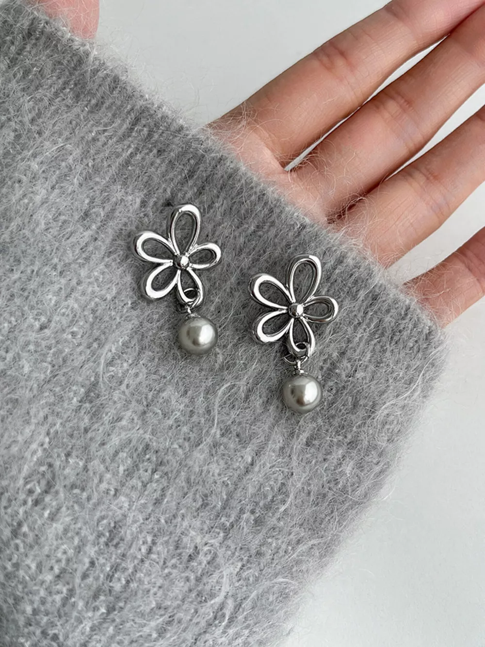 Flower Pearl Drop Earrings