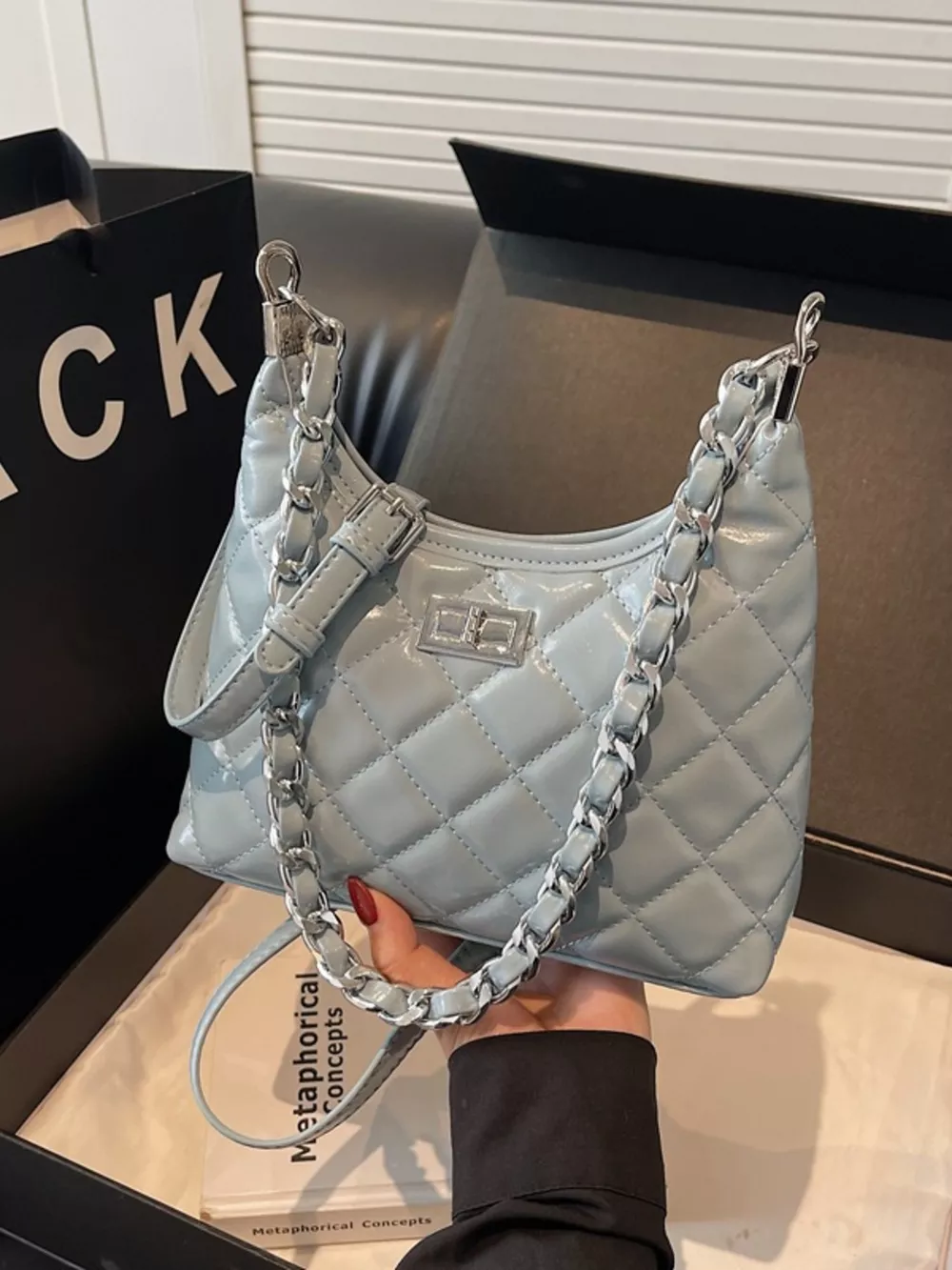 Quilted Chain Shoulder Bag, image 4