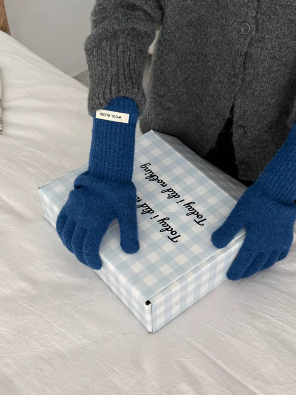 Warm Knitted Gloves, image 3