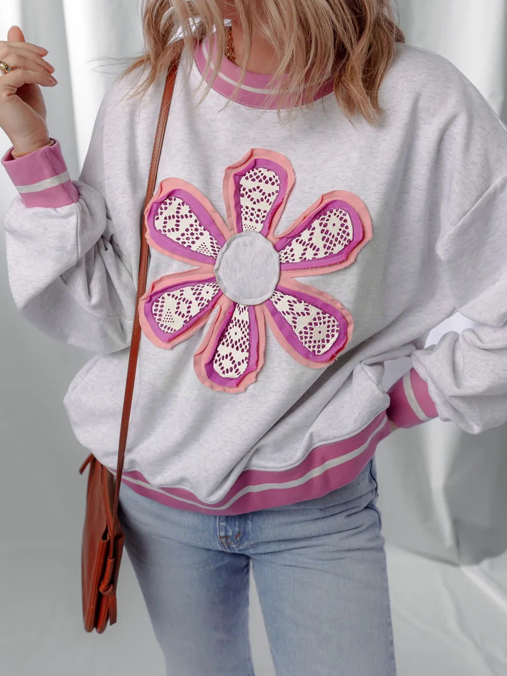 Flower Patch Contrast Trim Crew Neck Sweatshirt, image 4