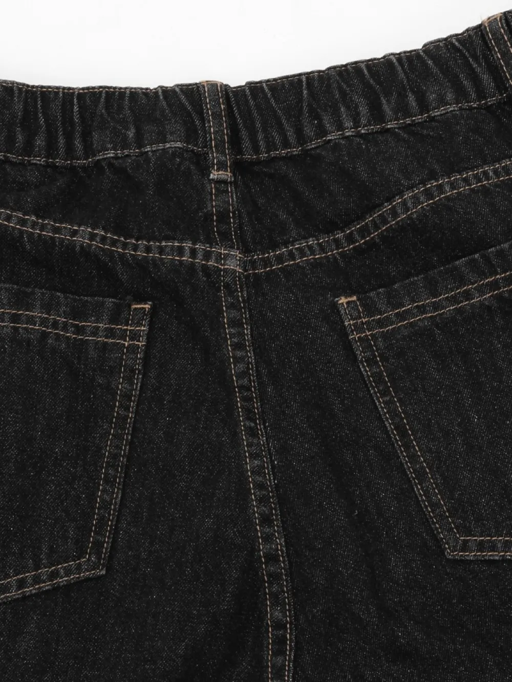Men's Wide-Leg Denim Shorts with Plaid Accent, image 8