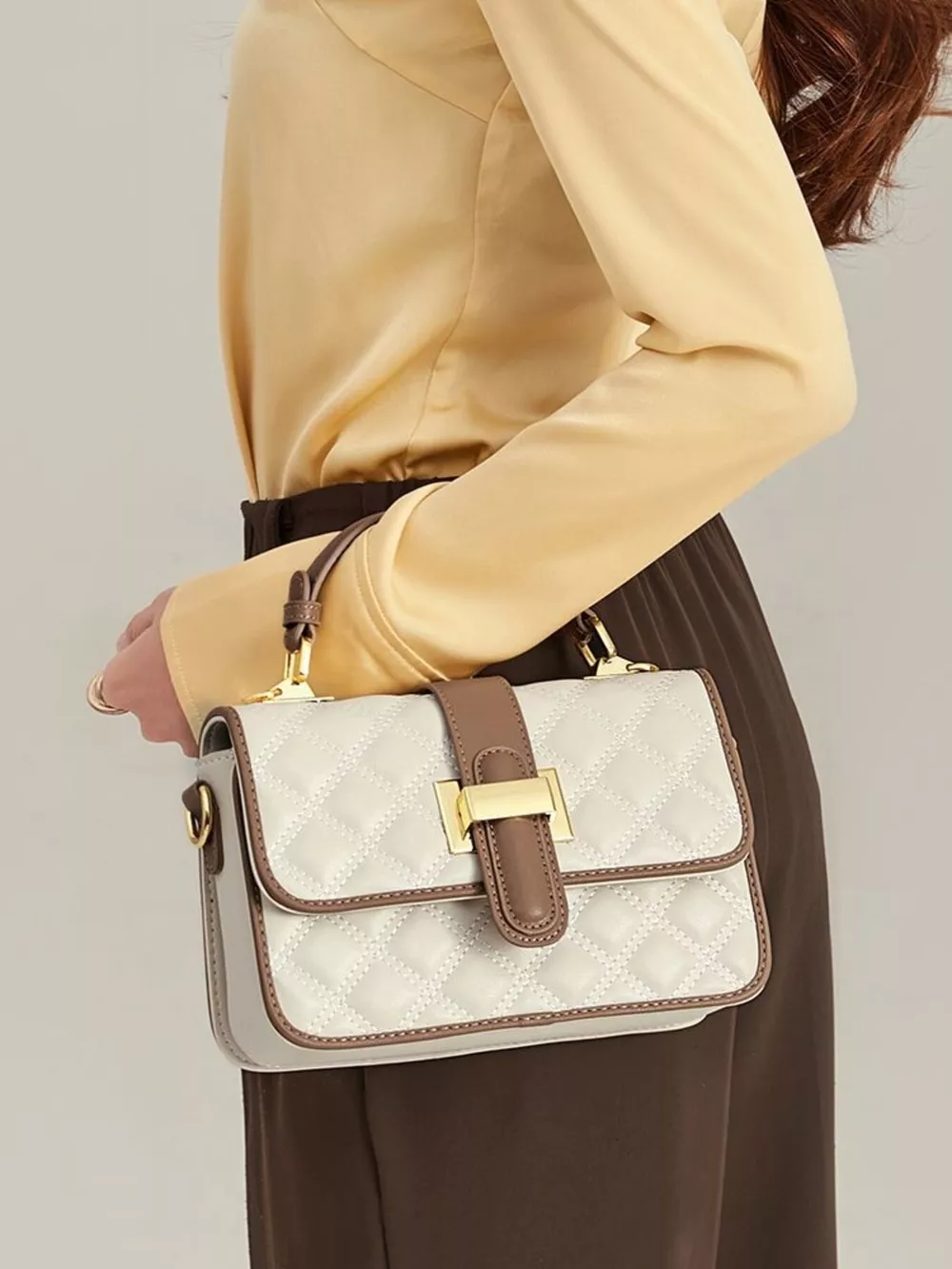 Quilted Contrast Crossbody Bag with Gold-Tone Hardware and Chain Strap, image 2