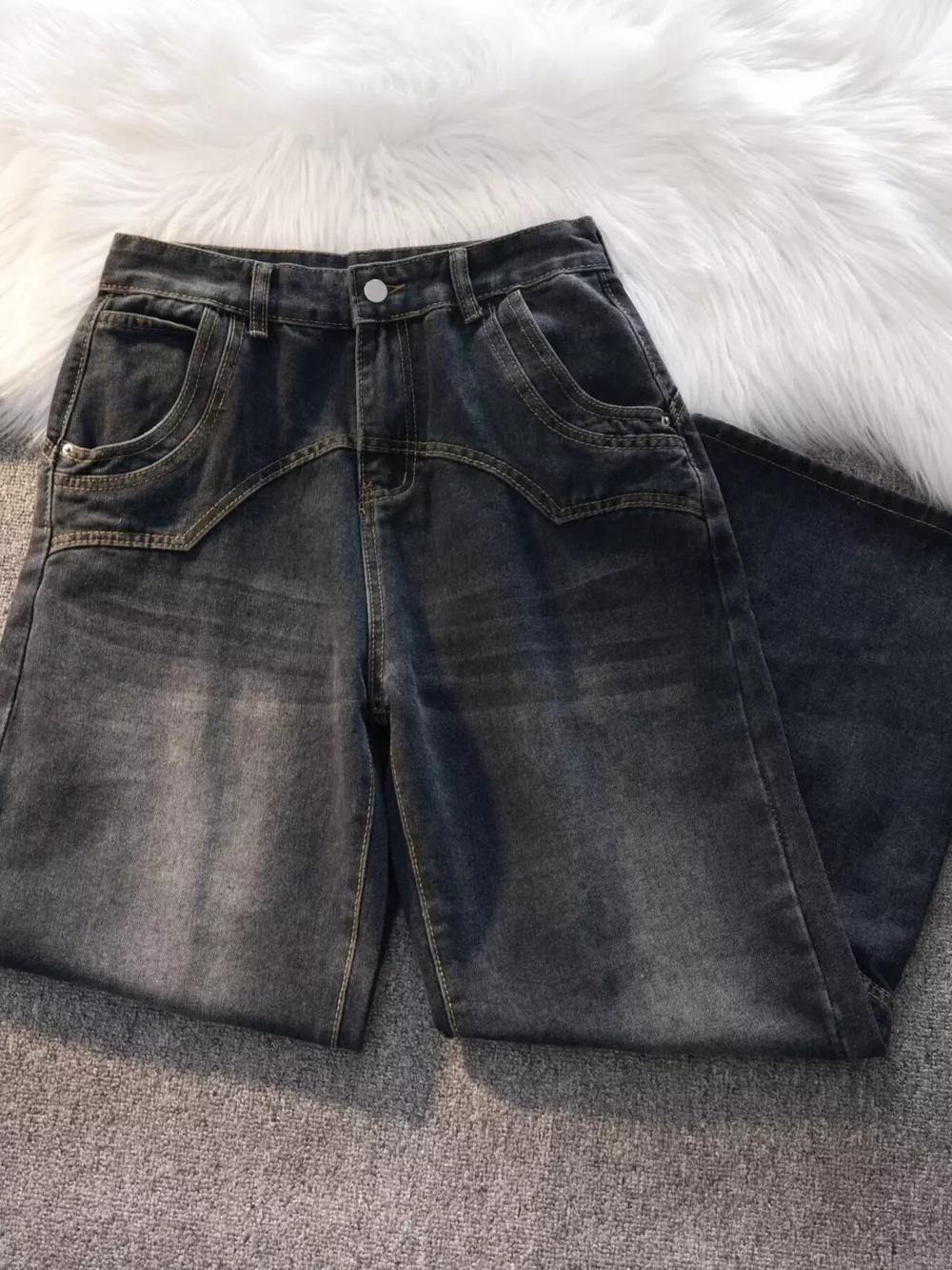 Men's Vintage Wash Wide Leg Jeans, image 4