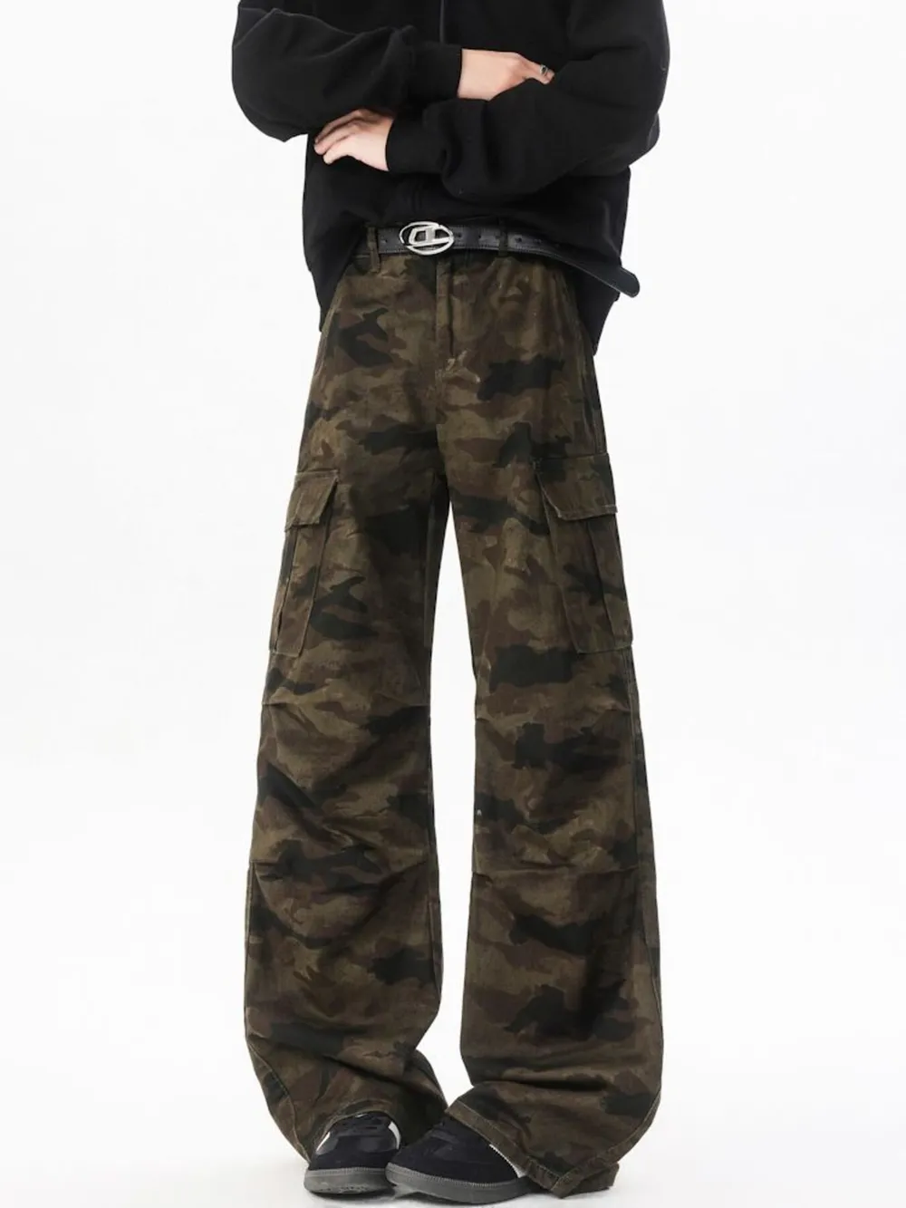 Men's Wide Leg Camouflage Cargo Pants, image 4
