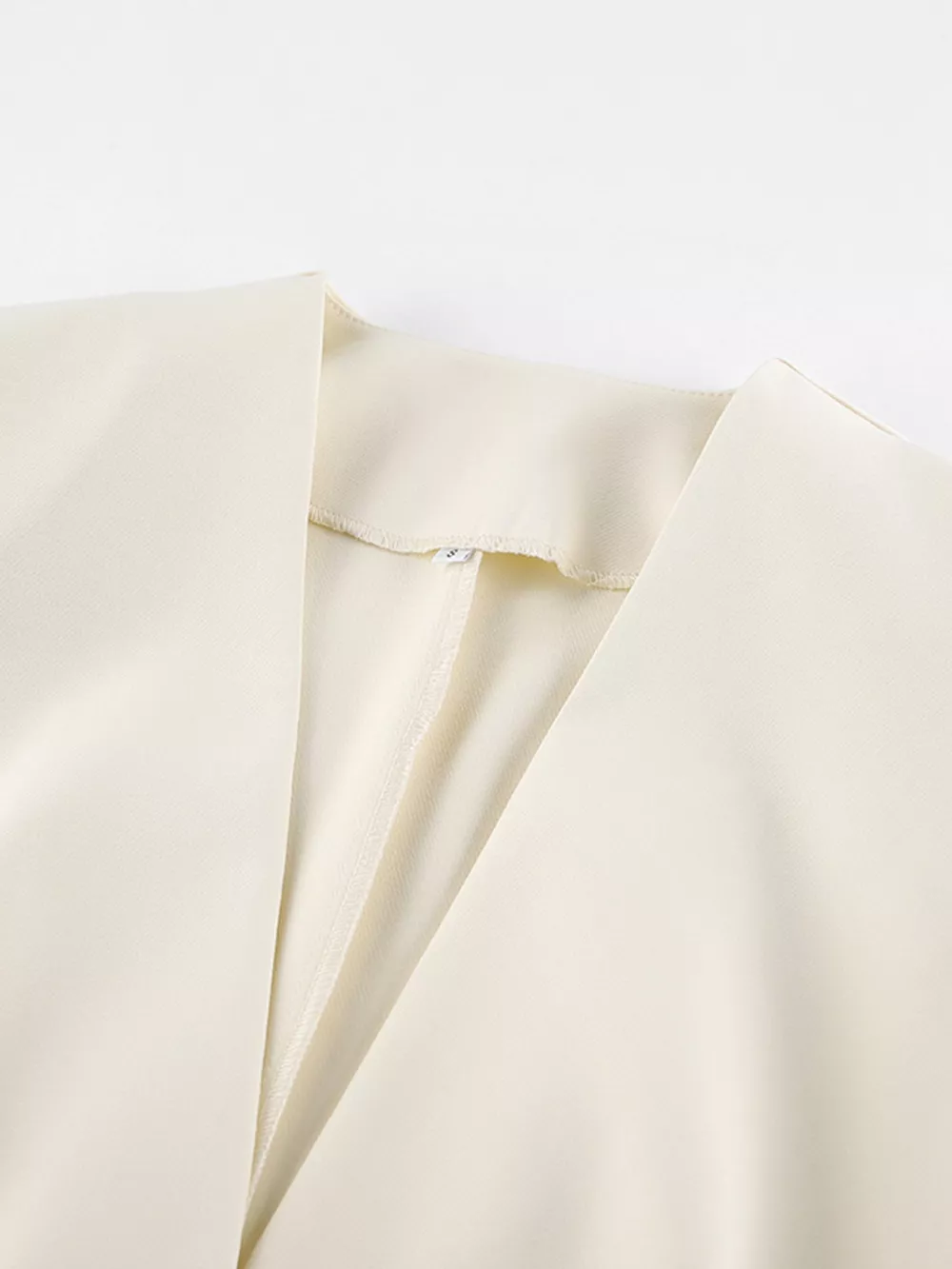 V-Neck Button-Up Blazer with Structured Shoulders, image 9