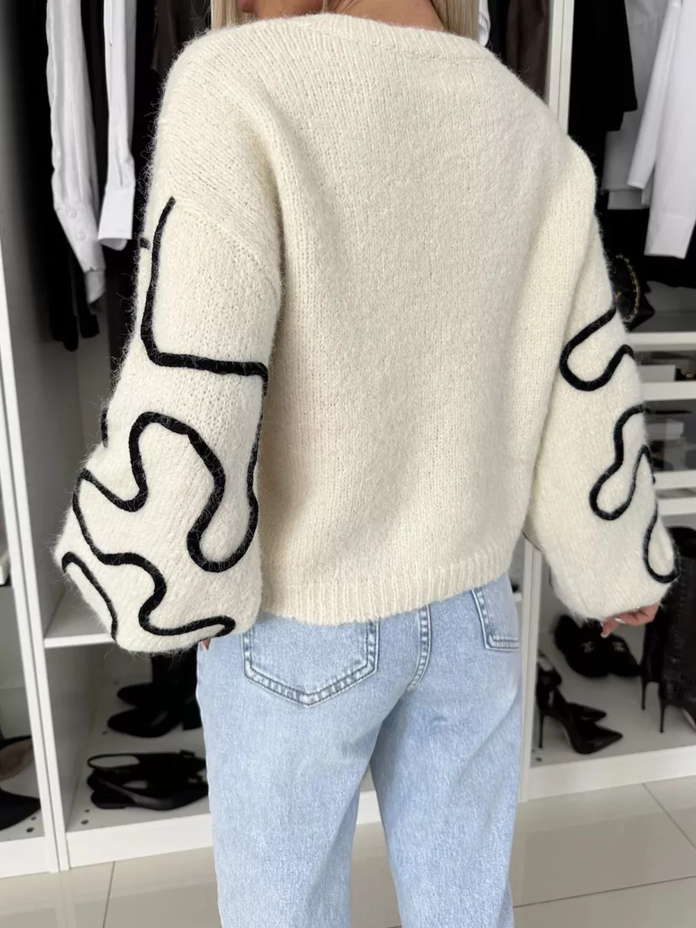 Abstract Pattern Oversized Round Neck Sweater, image 3