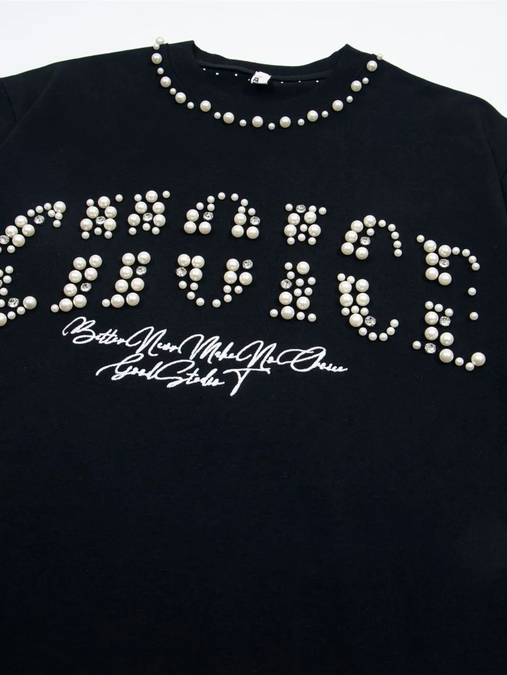 Men's Pearl Detail Round Neck T-Shirt, image 9