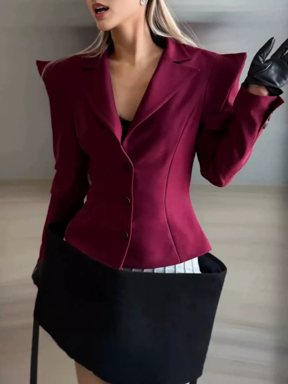 Sharp-Shouldered Tailored Long Sleeve Blazer, image 9