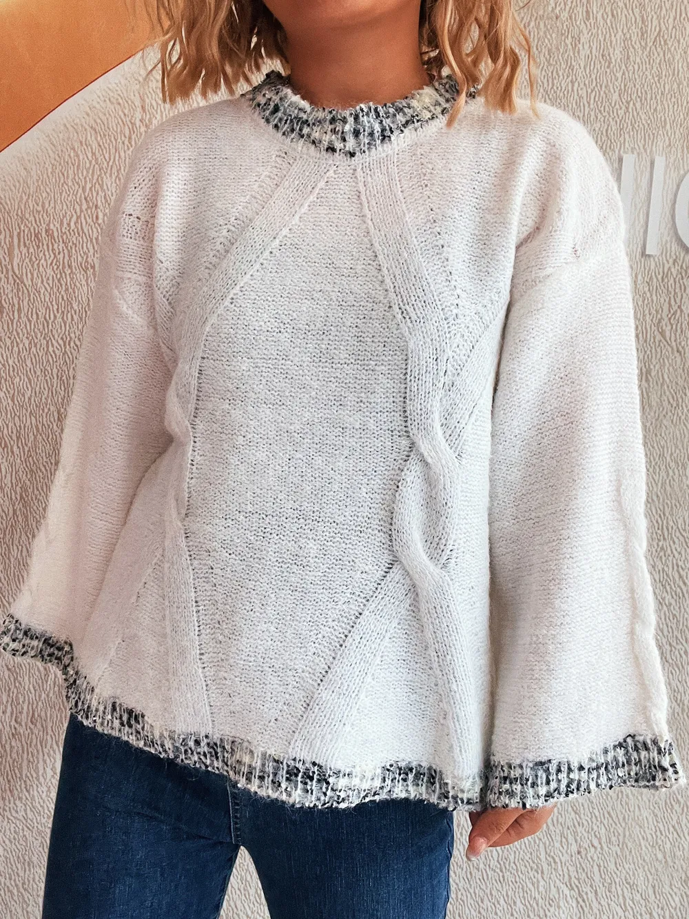 Contrast Trim Detail Round Neck Sweater, image 3