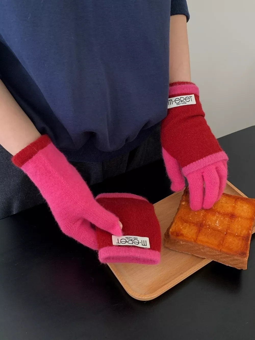 Two Tone Warm Knit Gloves Set, image 4