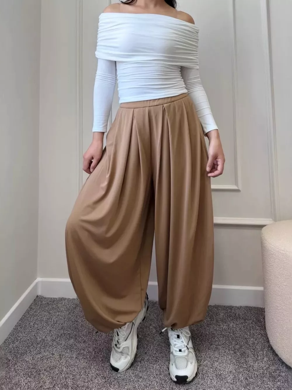High-Waisted Wide-Leg Pants, image 20