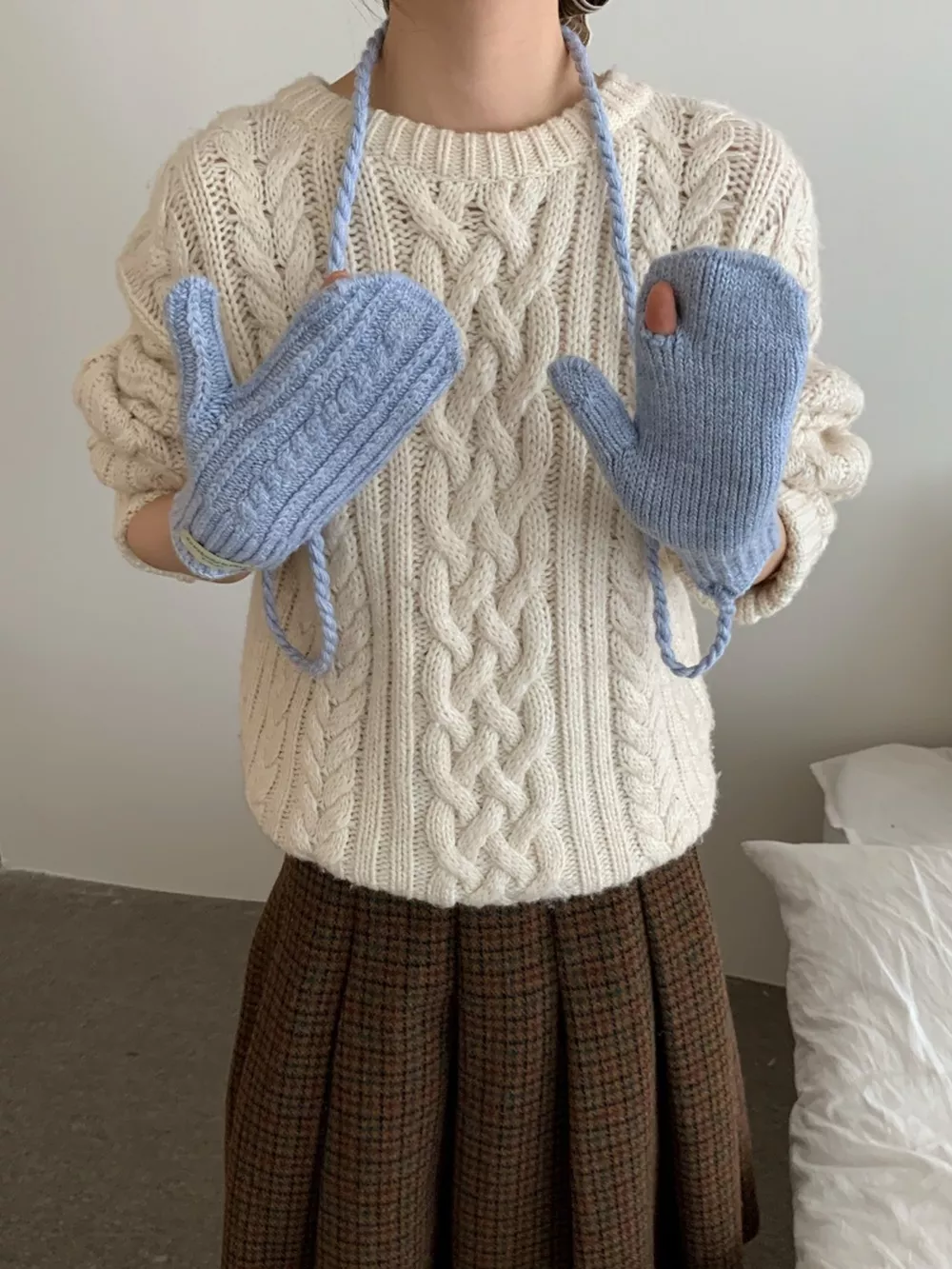 Cable Knit Warm Mittens Gloves, image 6