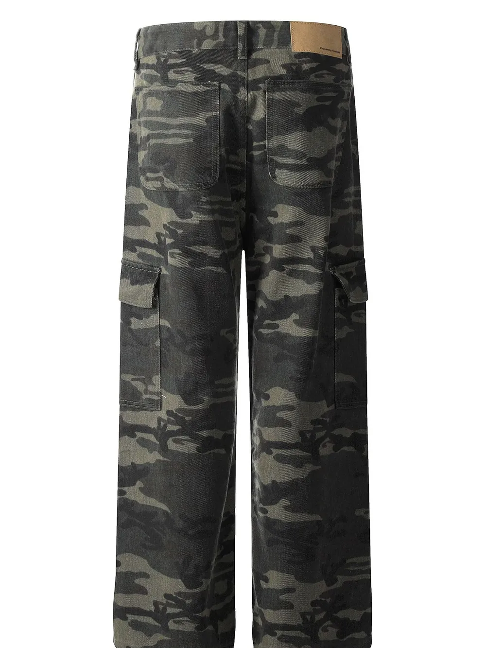 Men's Camouflage Cargo Jeans with Multiple Pockets, image 3