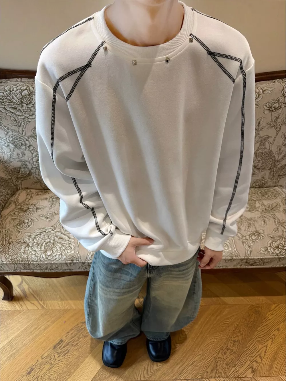 Men's Plus Size Studded Contrast Stitching Sweatshirt, image 6