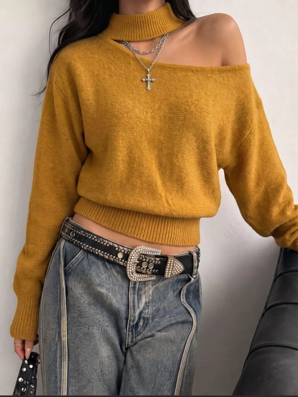 Cold-Shoulder Dropped Shoulder Sweater, image 9