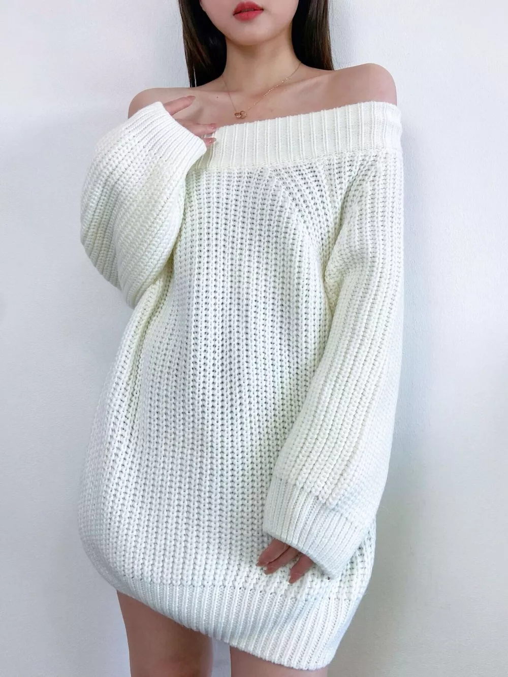 Off-Shoulder Chunky Knit Sweater, image 5