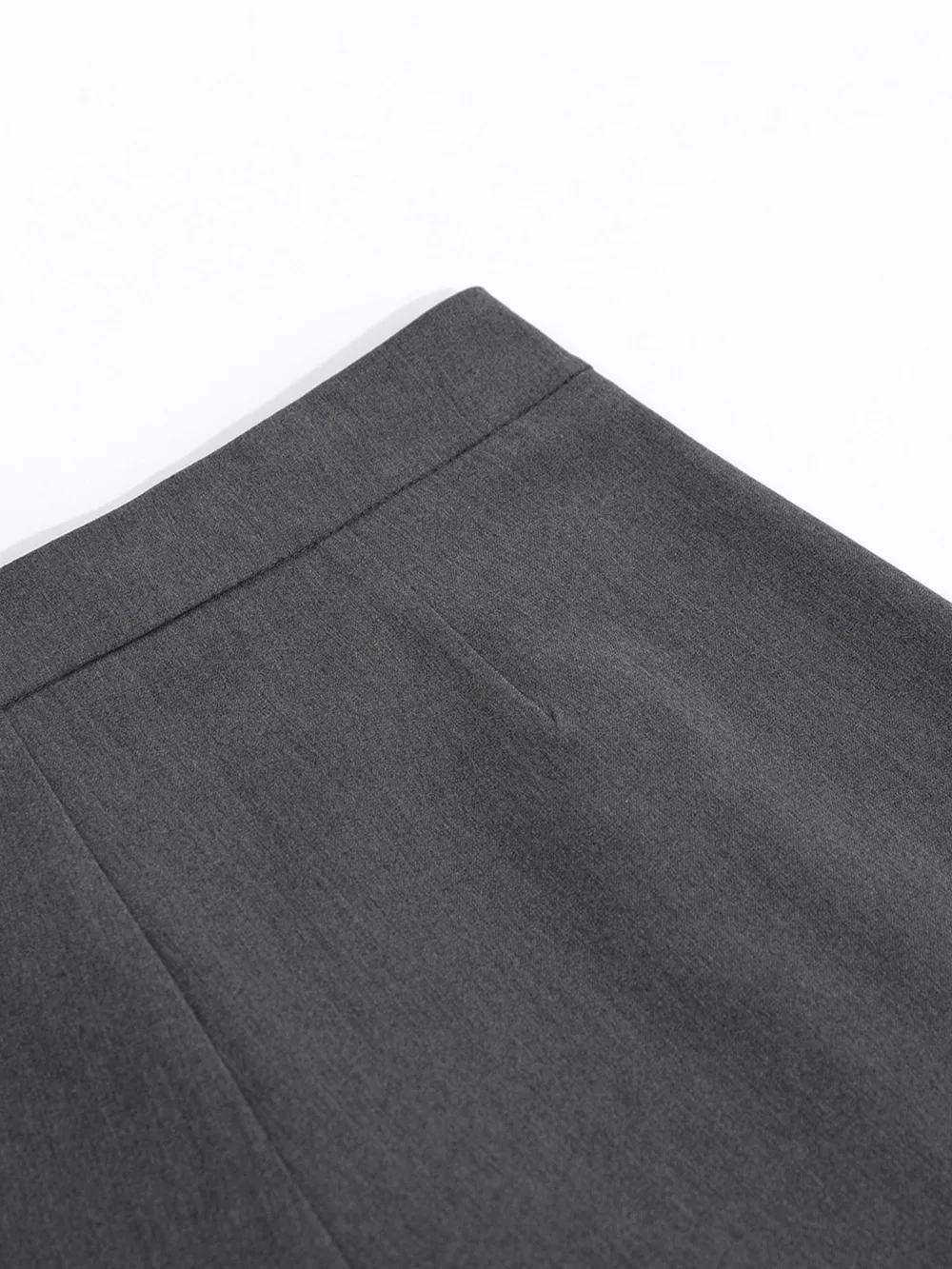 Men's High-Waisted Asymmetric Pleated Capris, image 4