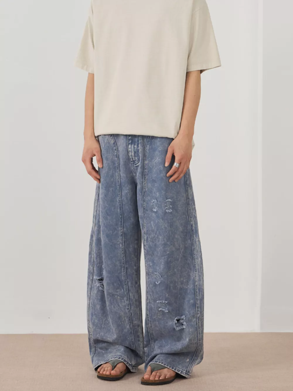 Men's Distressed Wide Leg Jeans, image 3
