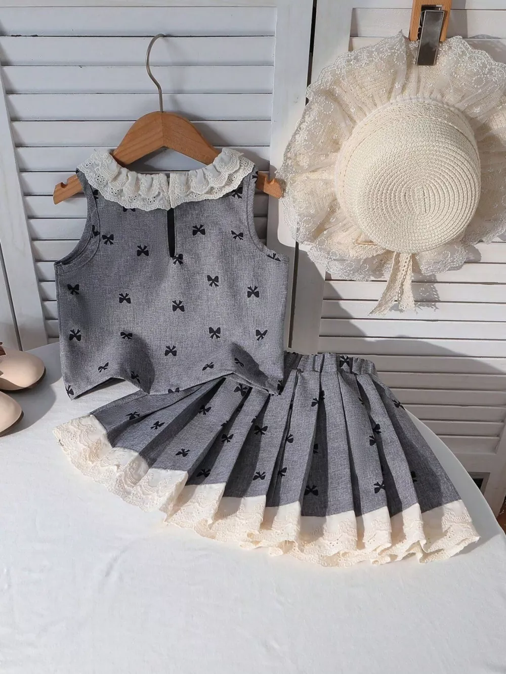 Children's Bow Print Lace Trimmed Top and Skirt Set, image 5