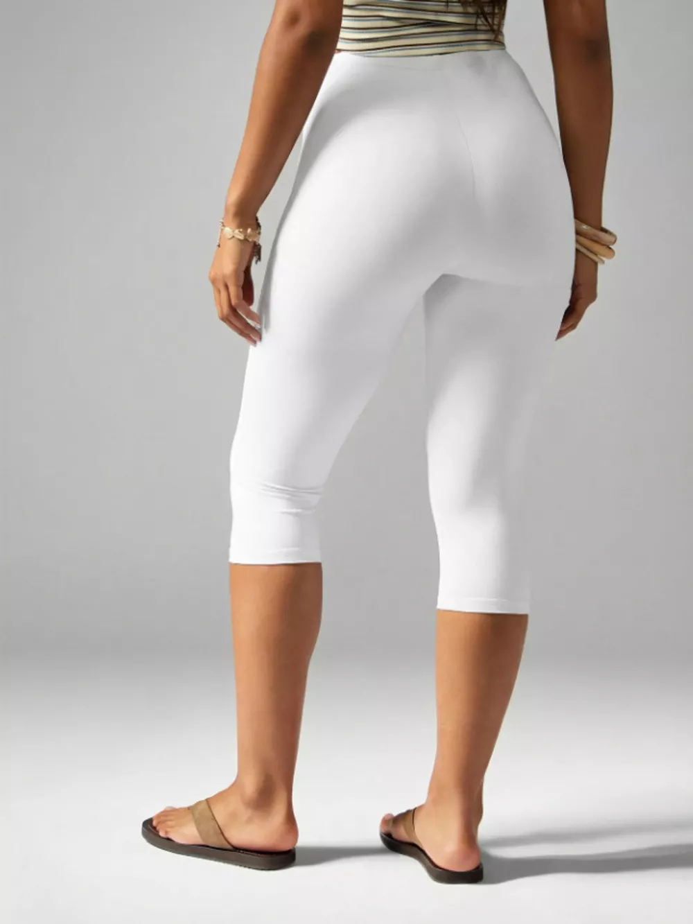 High-Waisted Active Capri Leggings, image 7