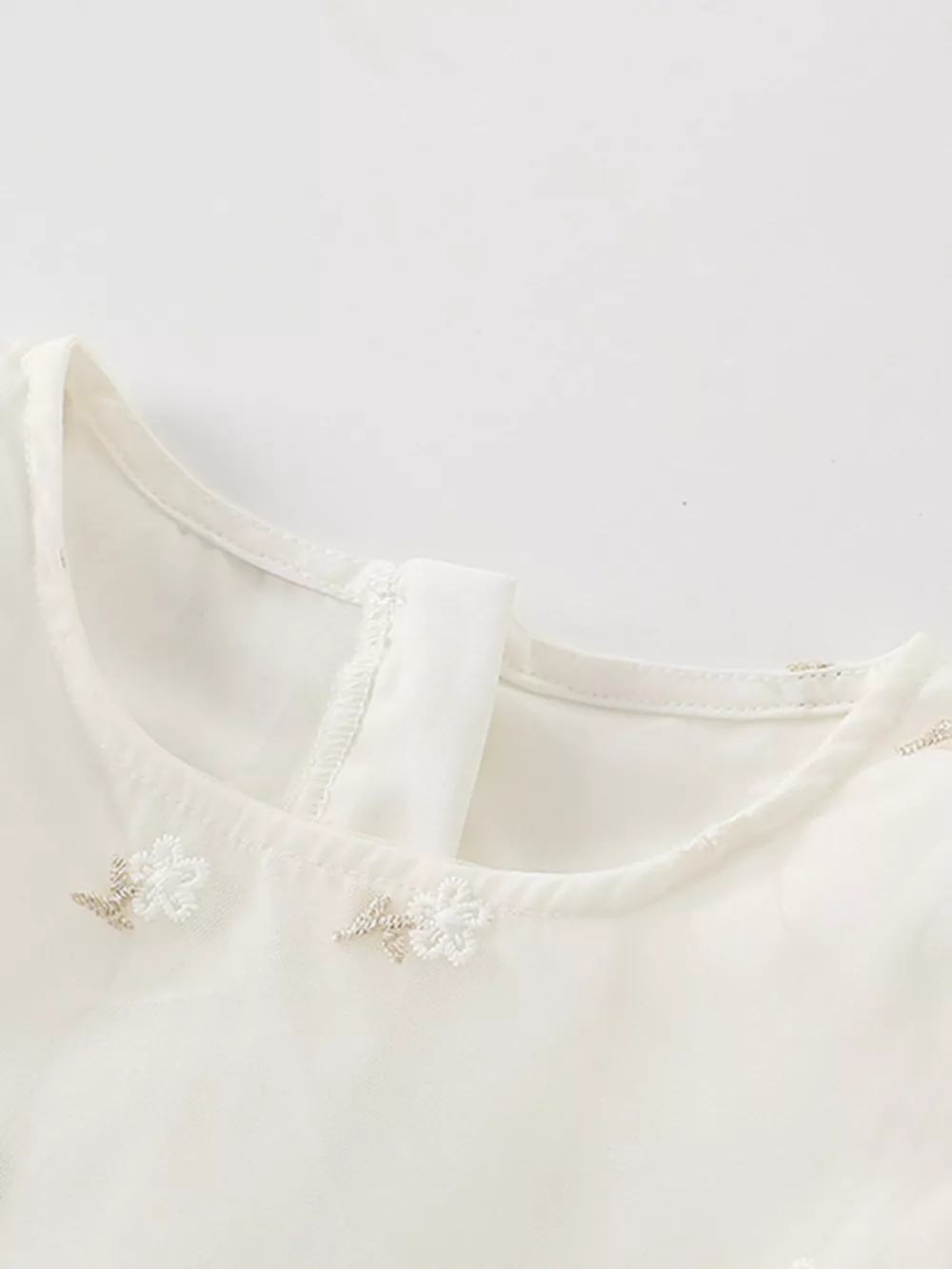 Children's Embroidered Floral Tulle Dress with Lace Detail, image 4