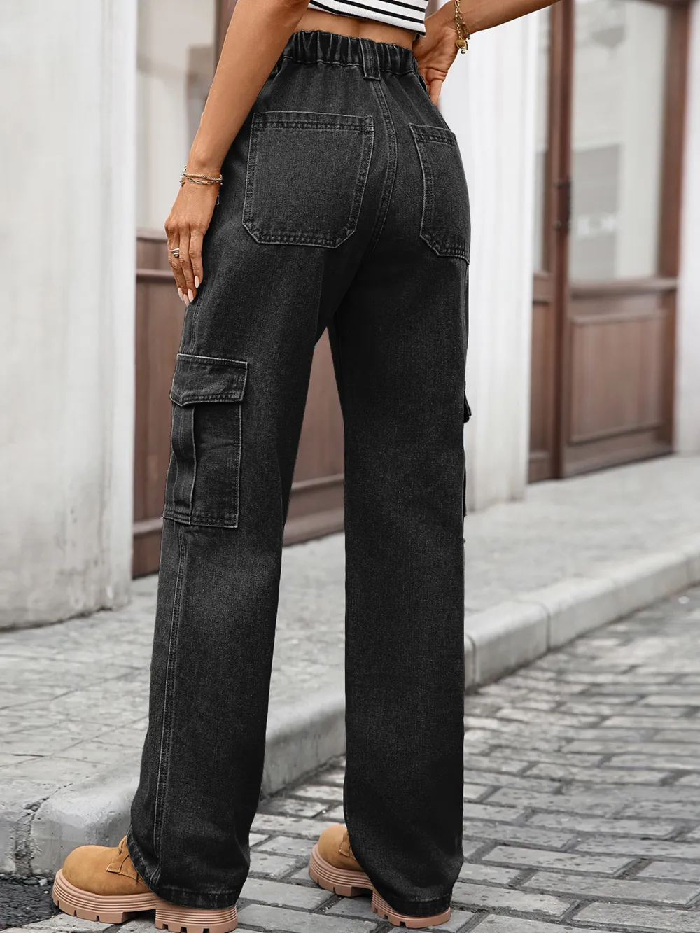 High-Waisted Cargo Jeans, image 15