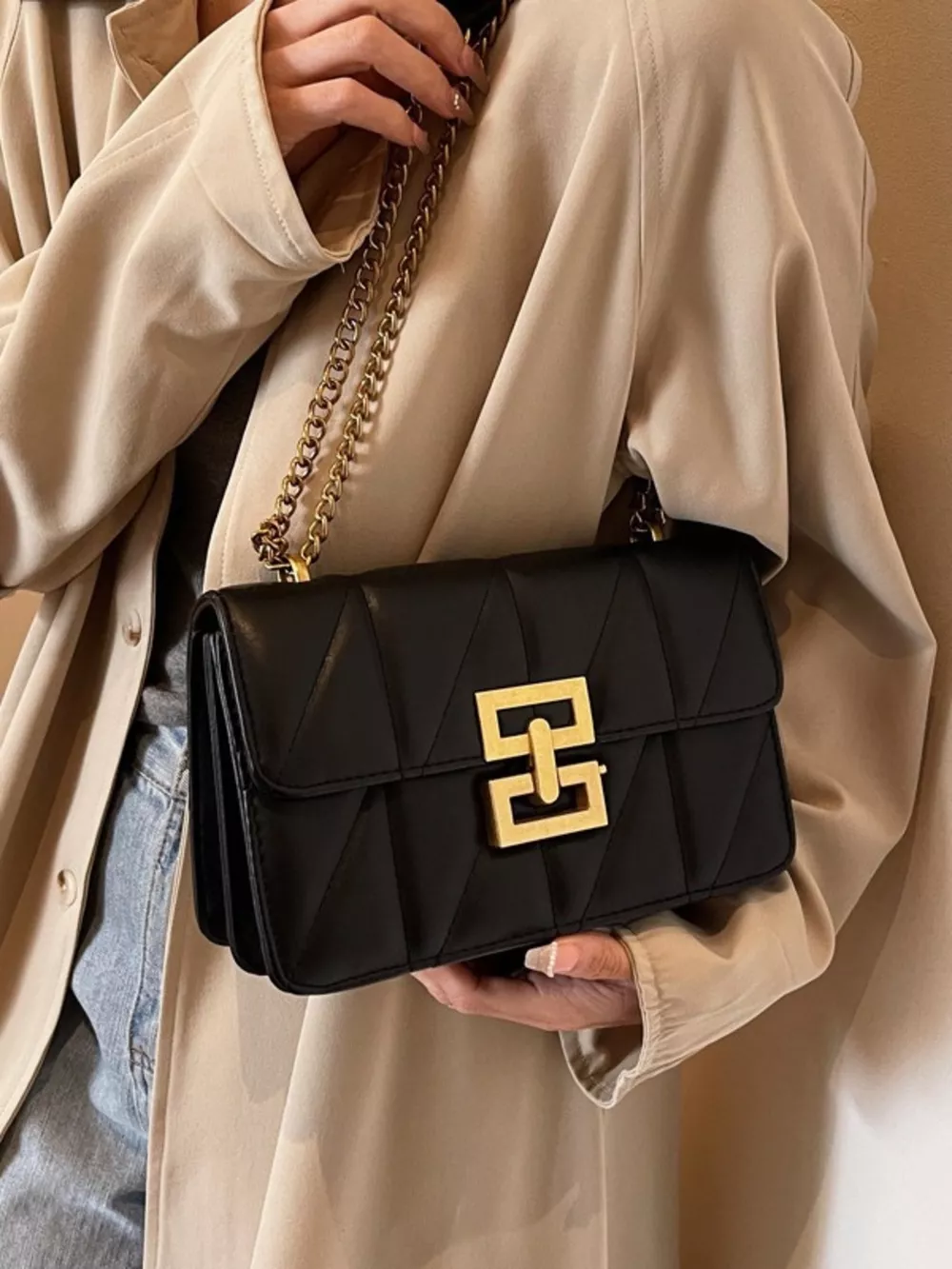 Quilted Flap Chain Crossbody Bag