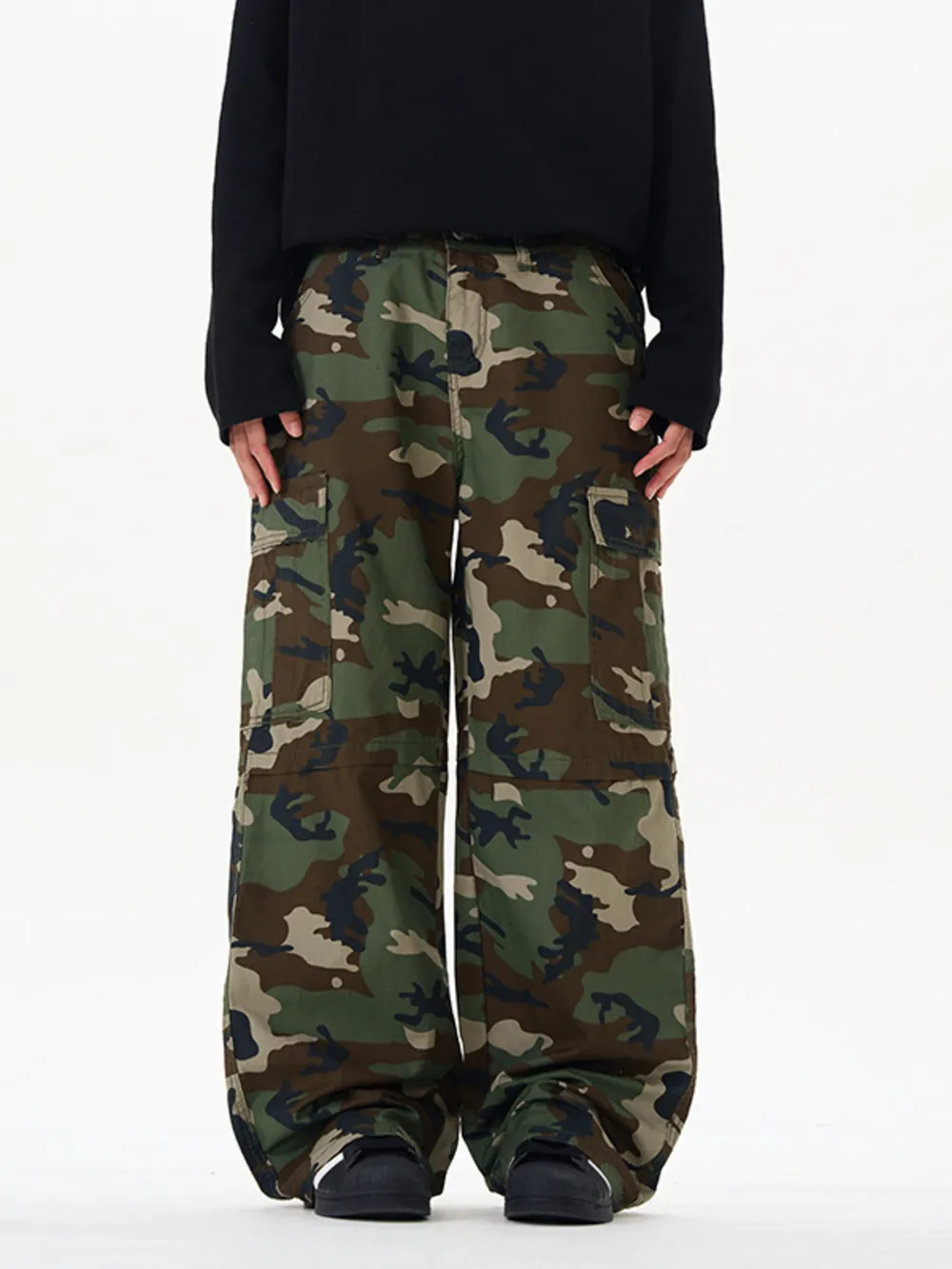 Men's Loose Fit Camouflage Cargo Pants, image 4