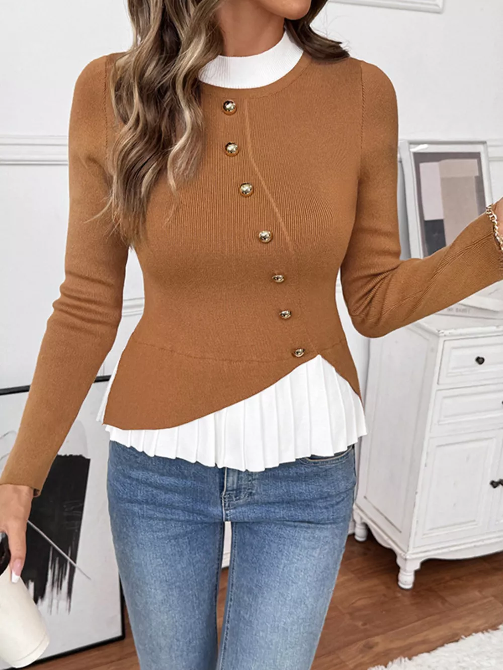 Decor Button Contrast Hem Knit Top, image 15