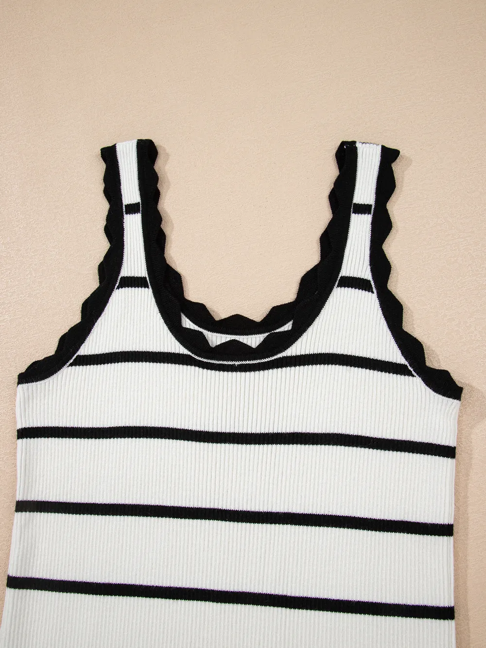 Stripe Scalloped Edge Crew Neck Knit Tank Top, image 17
