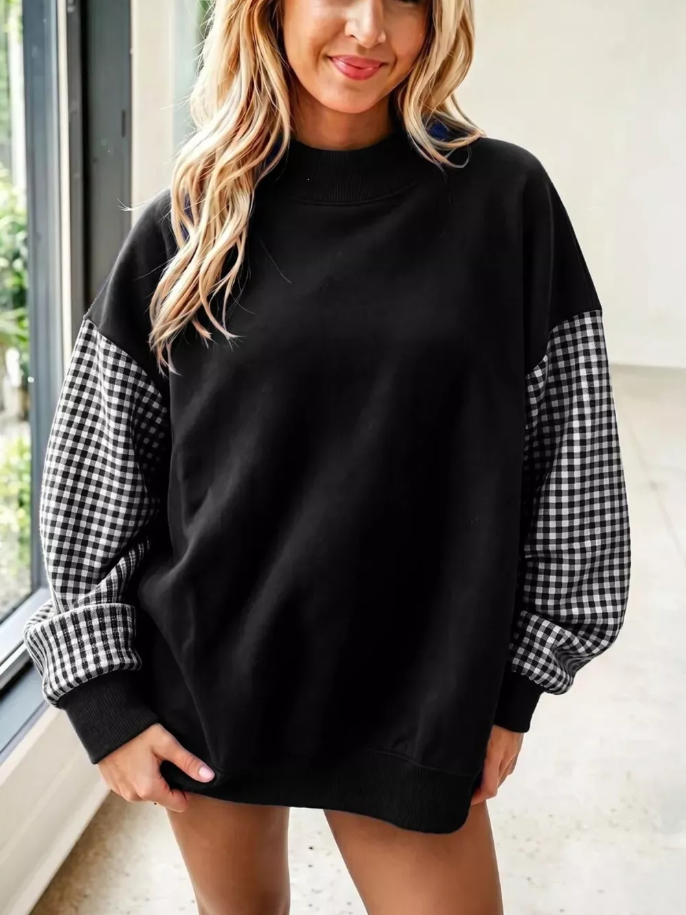 Gingham Sleeves Round Neck Sweatshirt, image 8