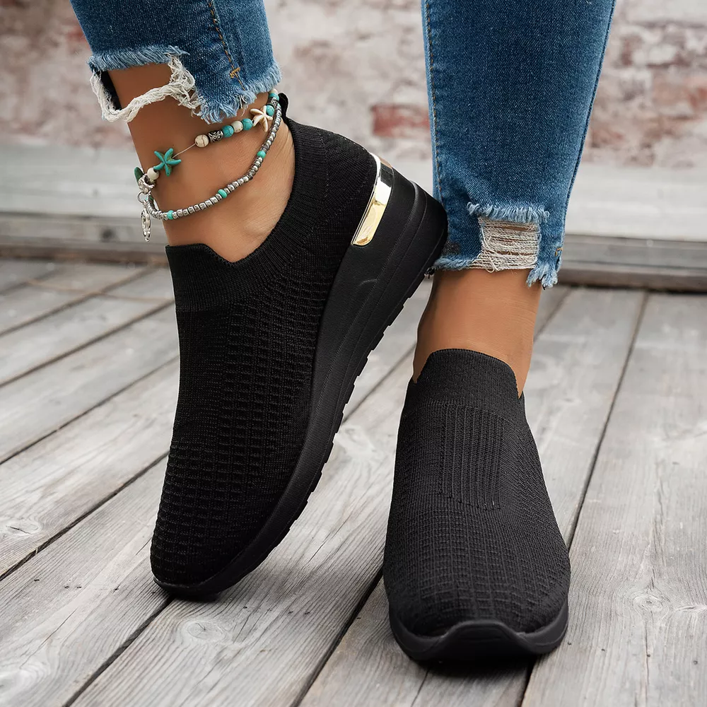 Mesh Round Toe Wedge Athletic