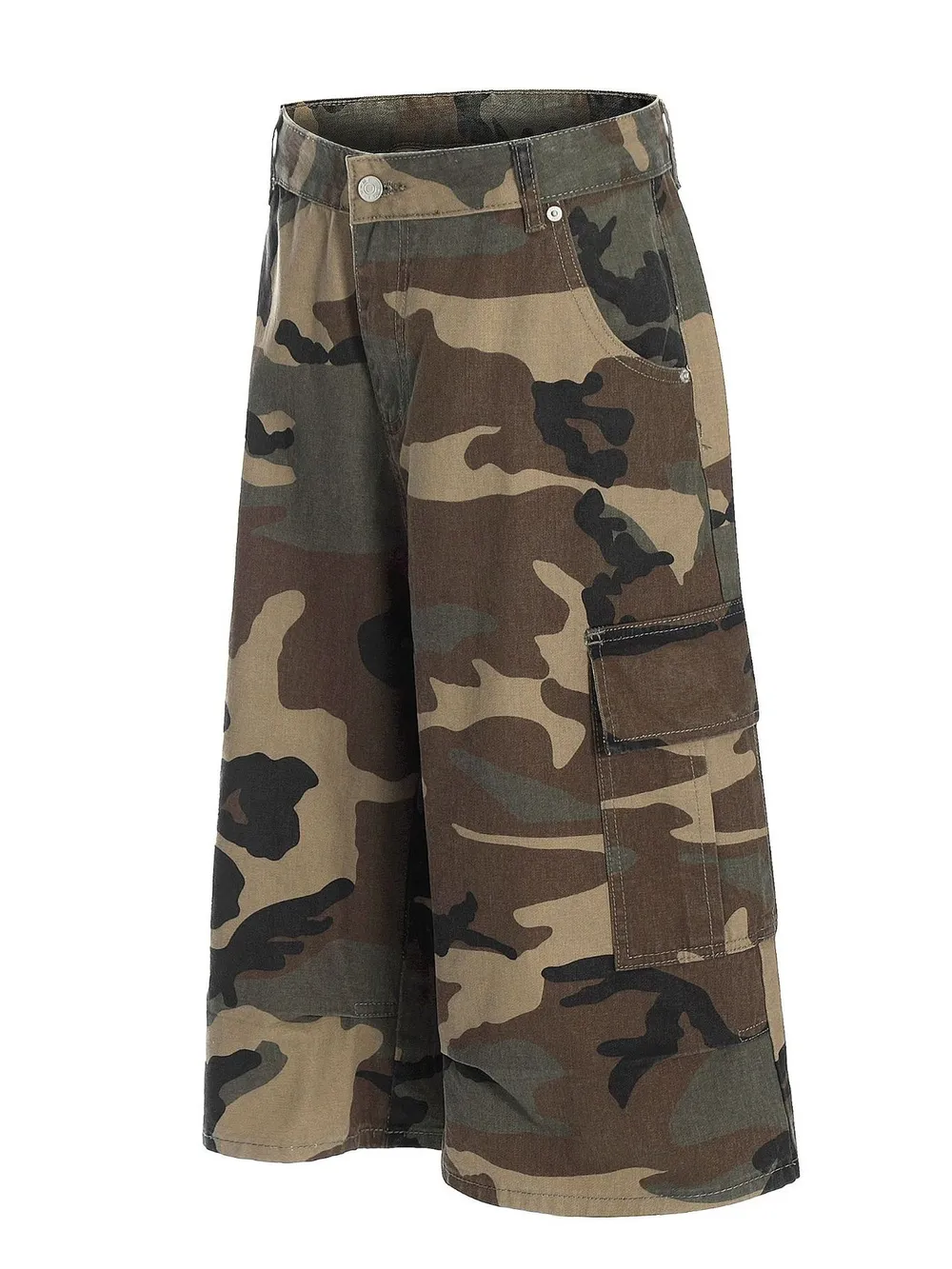Men's Oversized Camouflage Cargo Shorts, image 2