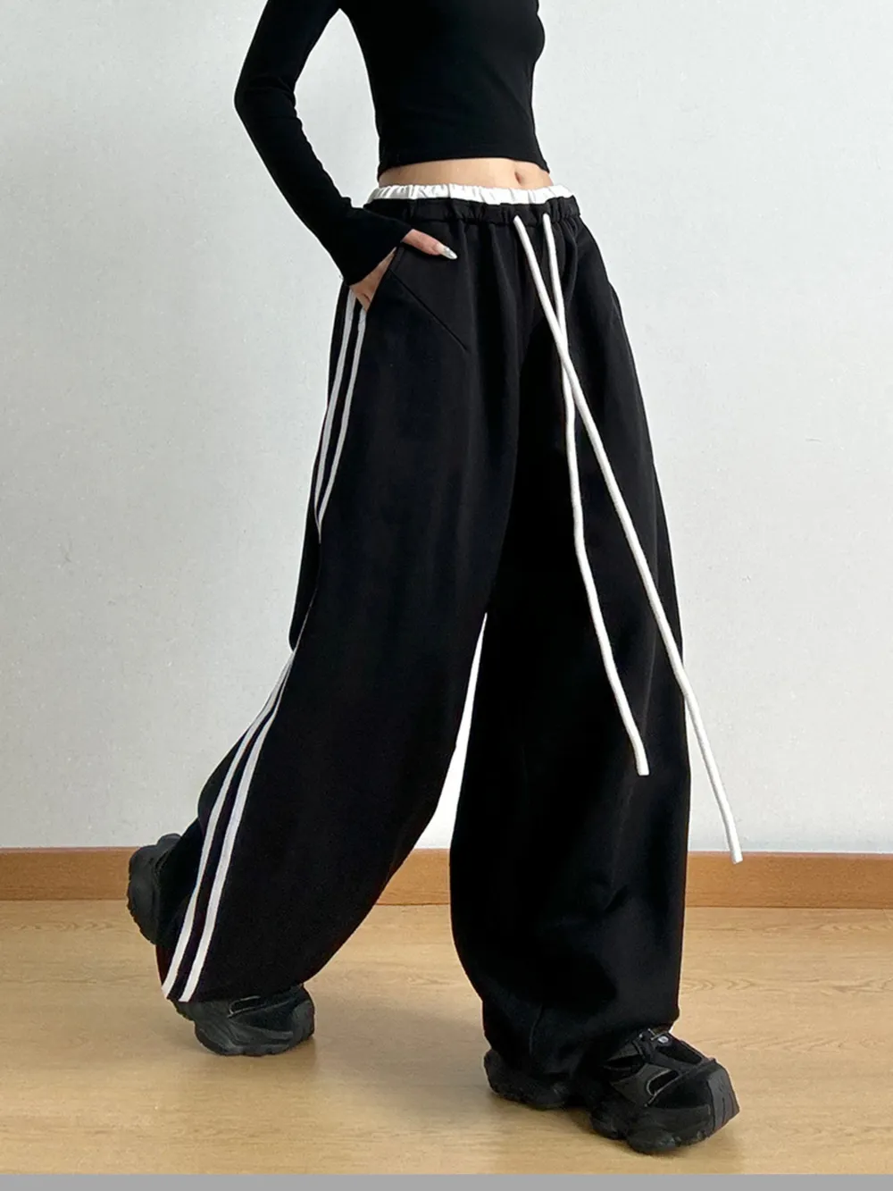 Wide Leg Drawstring Pants