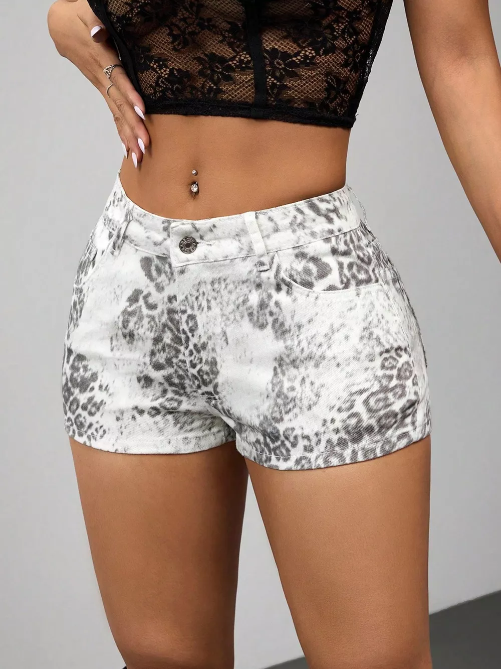 Leopard Print Denim Shorts, image 3
