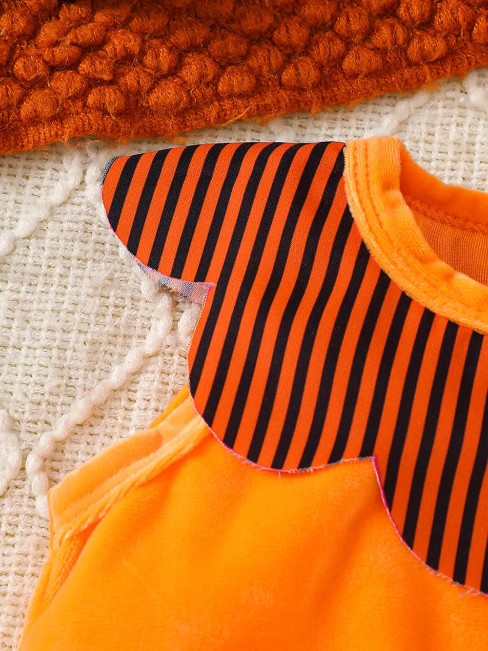 Children's Halloween Sleeveless Bodysuit and Hat Set, image 9