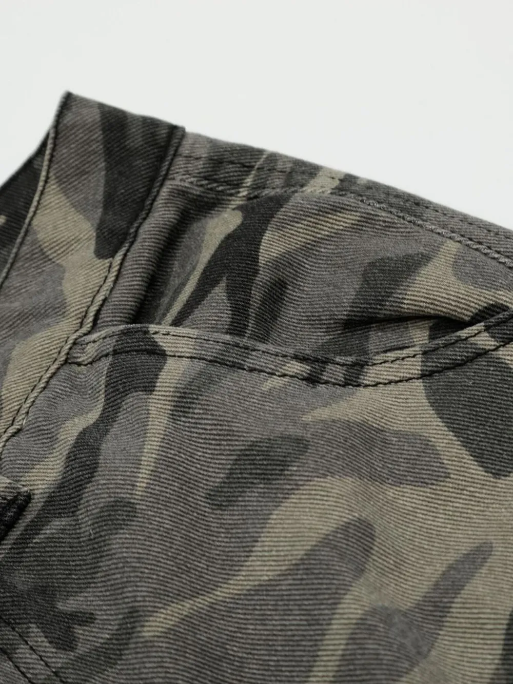 Men's Camouflage Cargo Capris Jeans, image 10