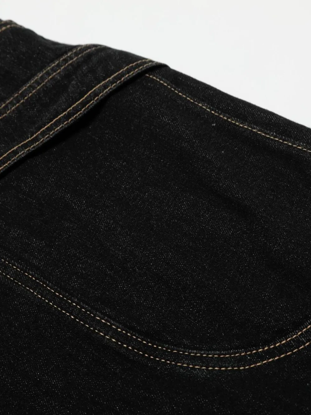 Men's Wide-Leg Denim Shorts with Contrast Stitching, image 10