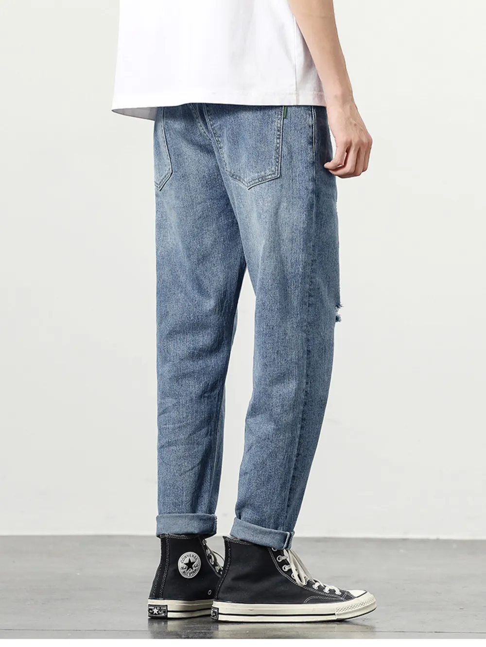 Men's Distressed Loose Fit Jeans, image 5