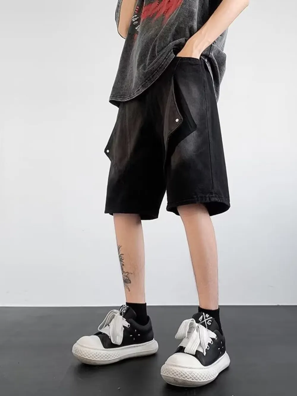 Men's Plus Size Wash Denim Shorts with Pockets, image 2