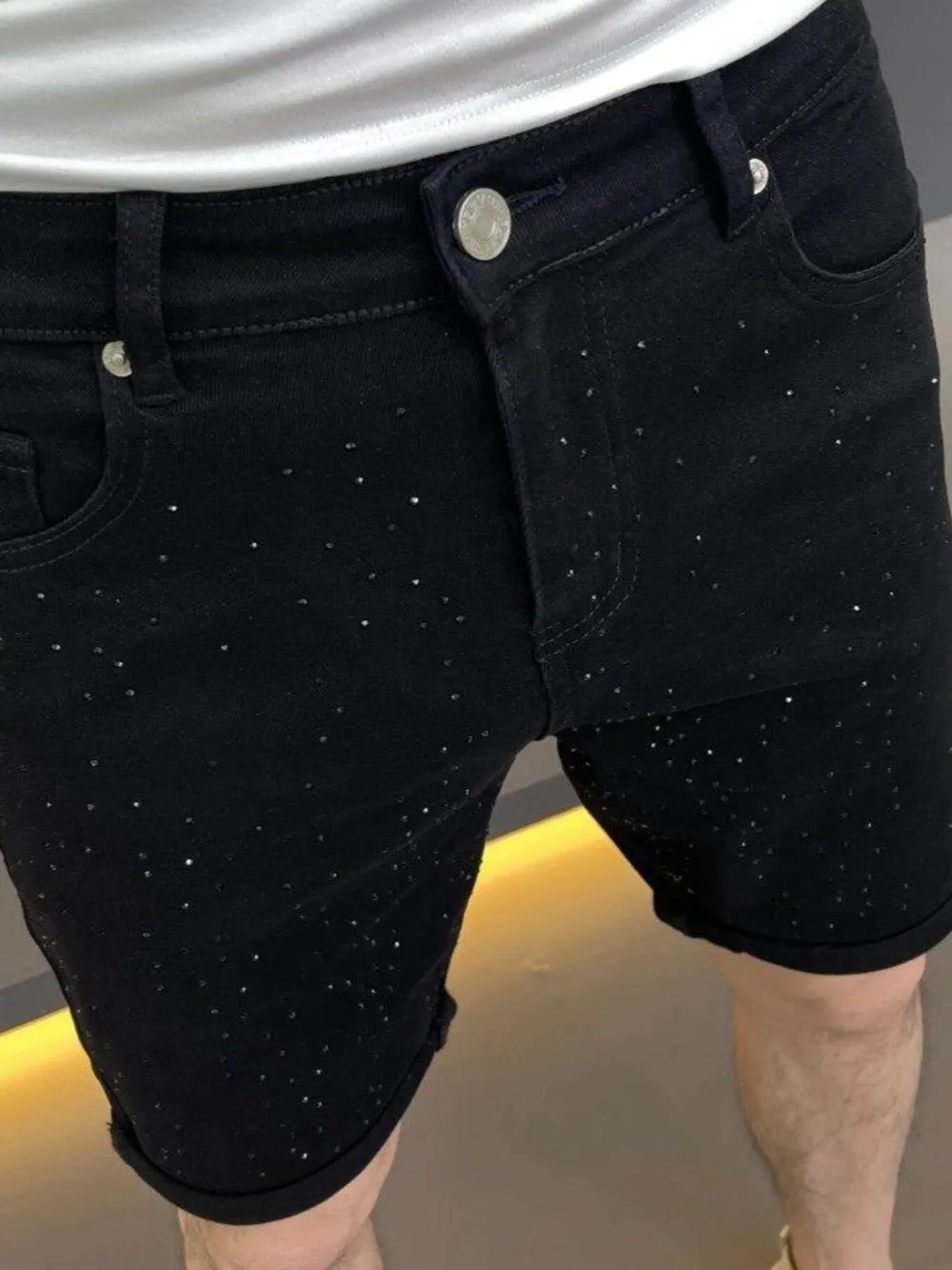 Men's Pocketed Demin Shorts, image 2