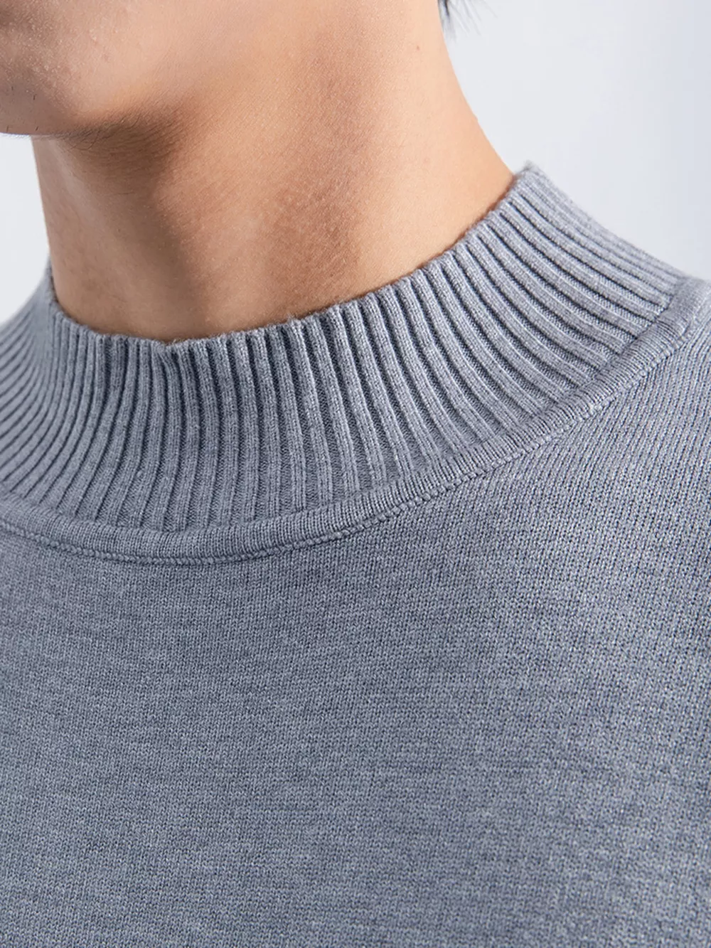 Men's Plus Size Minimalist Mock Neck Sweater, image 4