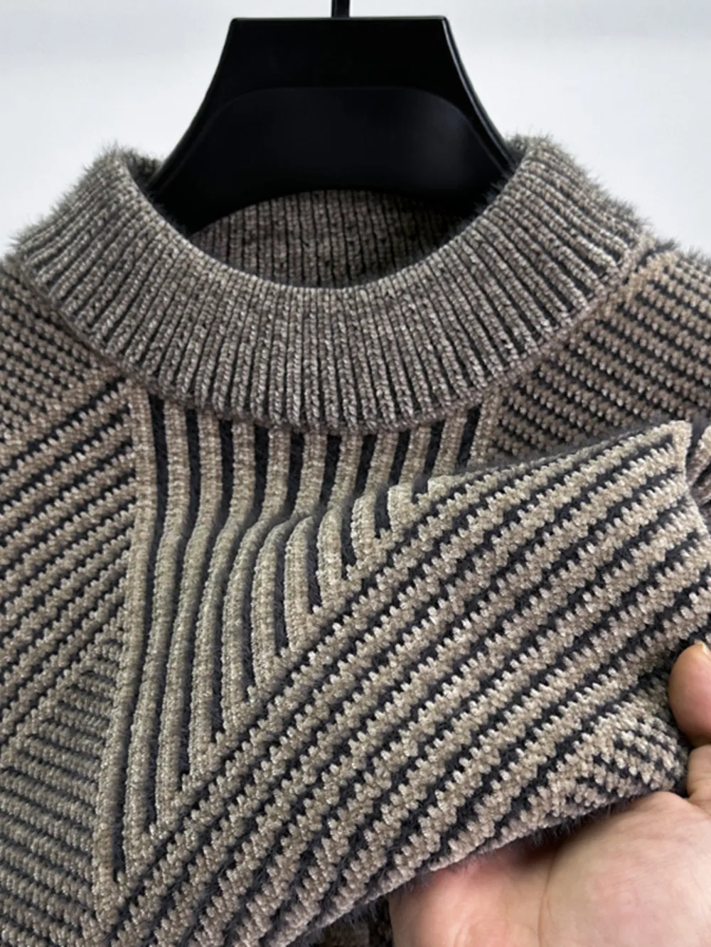 Men's Ribbed Knit Long Sleeve Sweater, image 4