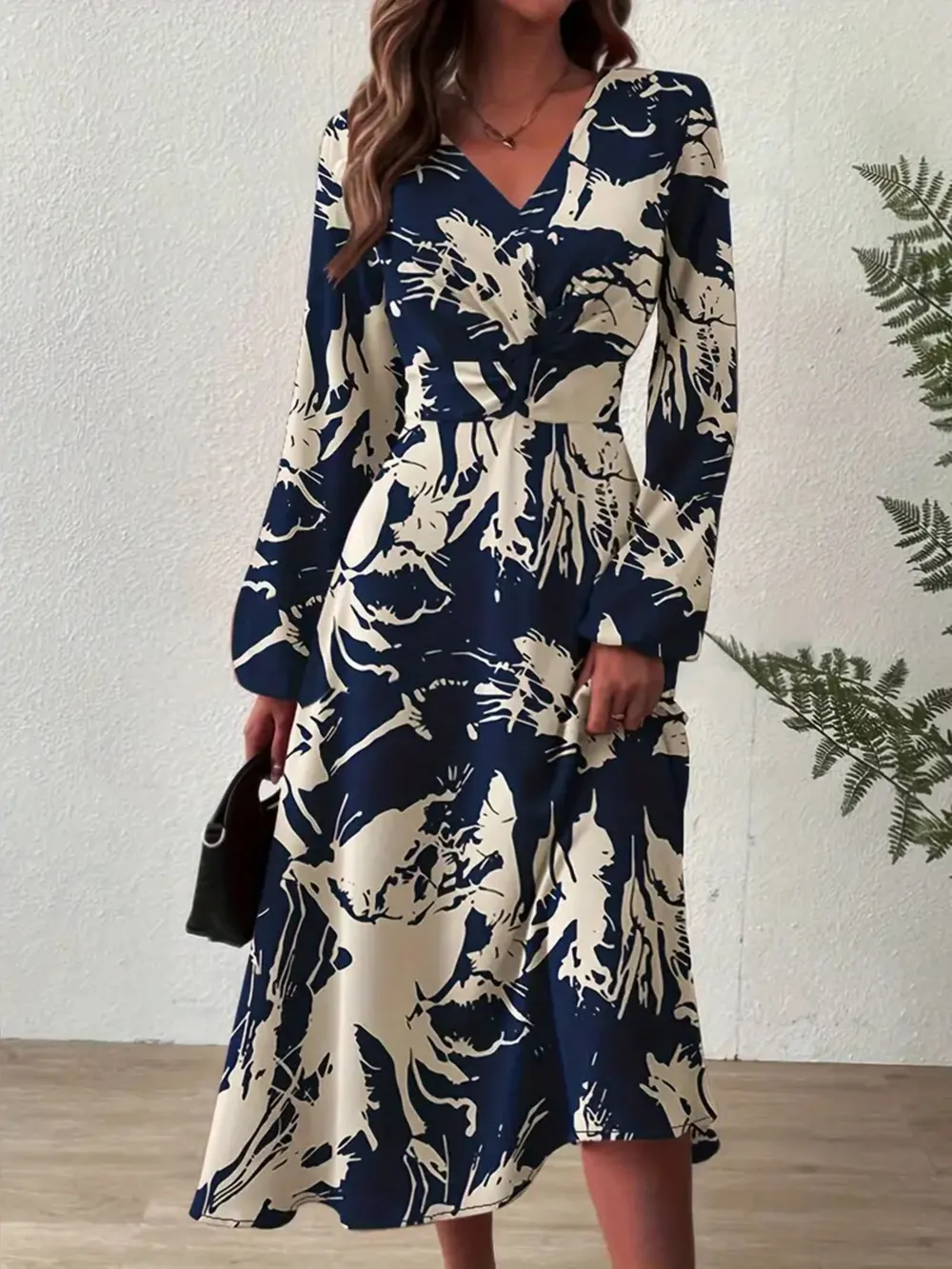 Long Sleeve Printed Midi Dress, image 3