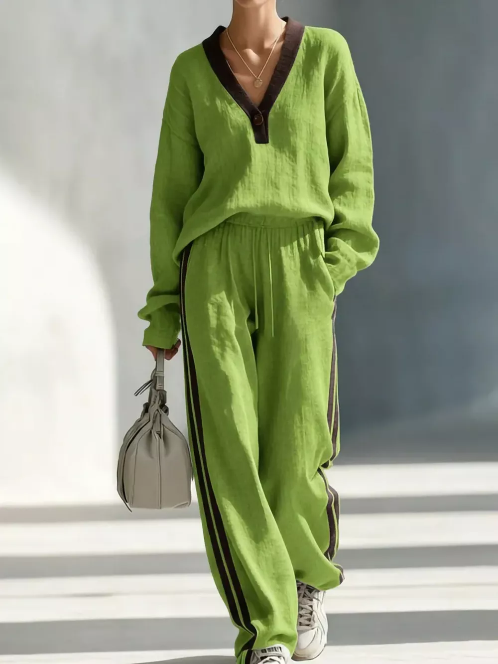 Contrast V-Neck Top and Striped Pants Set, image 3