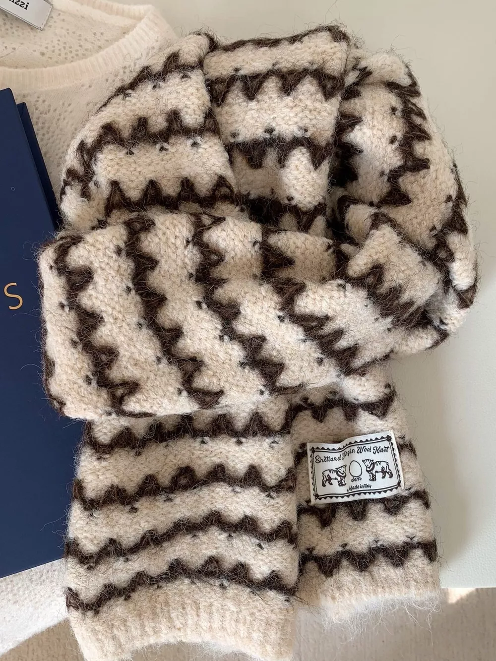 Vintage Knitted Pattern Scarf, image 3